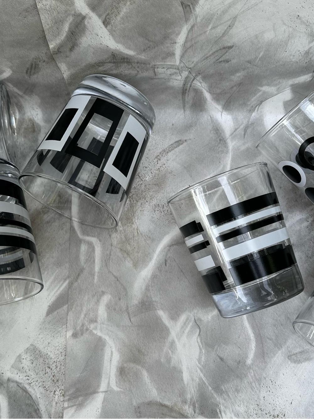 Libbey MCM Geometric Rocks glasses - Picture 8 of 15